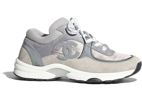 chanel low top sneakers womens